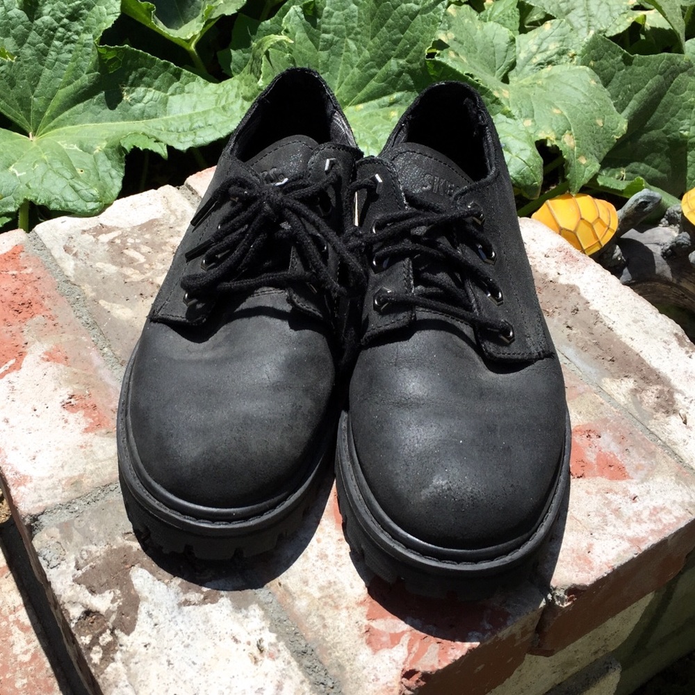 Black Skechers Shoes